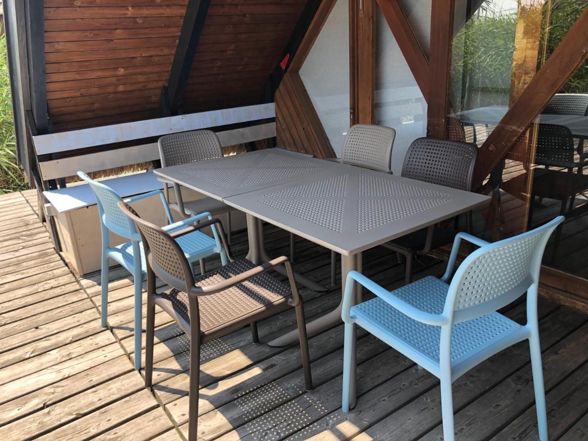 Seehuette Neusiedlersee Robinsonhuette